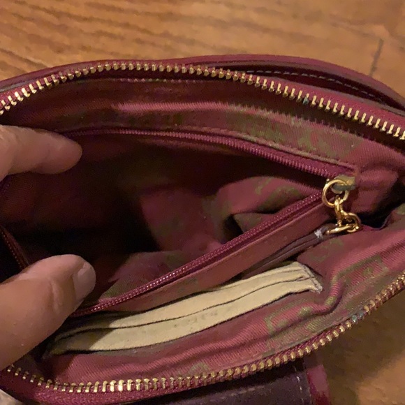 Juicy Couture burgundy patent leather clutch - Picture 10 of 11